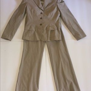Tahari Arthur S. Levine Skirt Suit